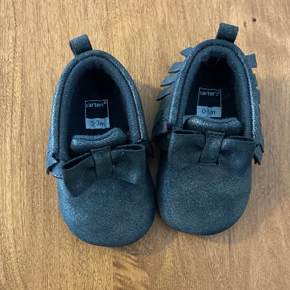 Free w/ bundle: Carters baby girl shoes